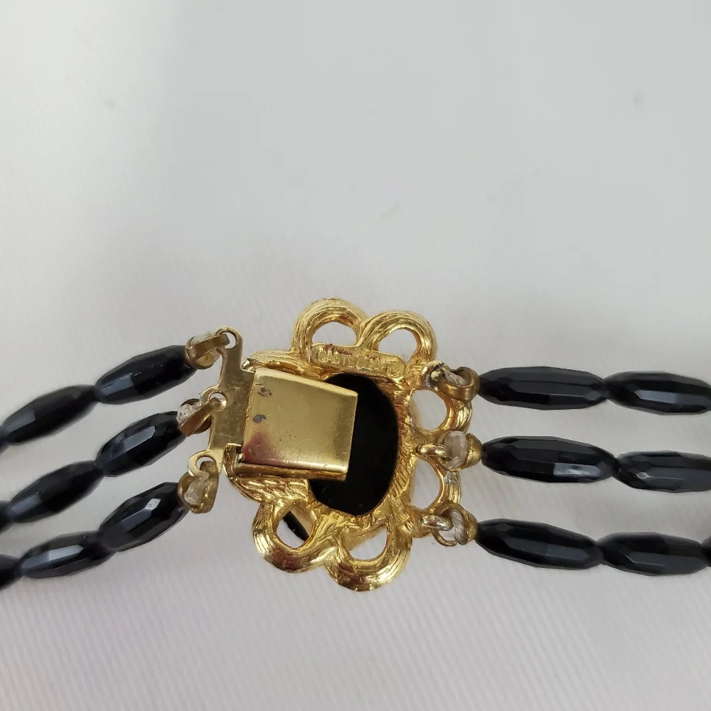 Castlecliff black multi strand Necklace - Picture 5 of 7